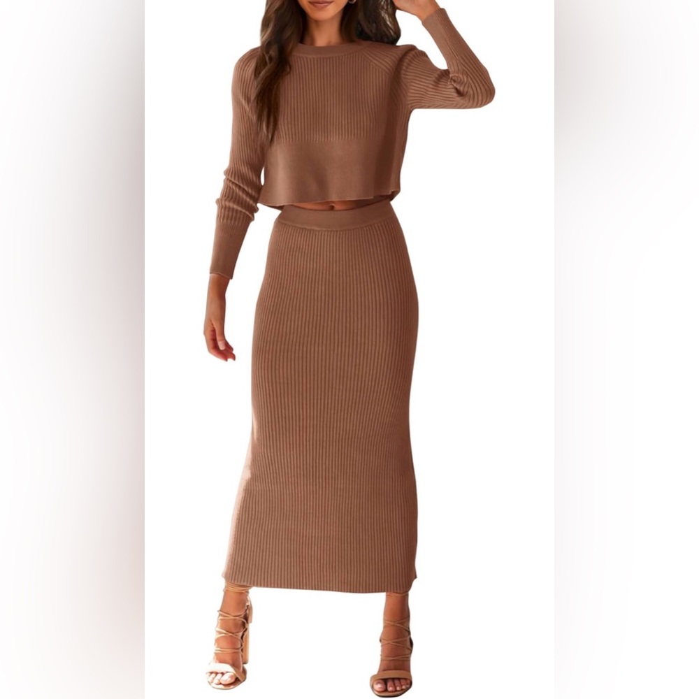 Chic Brown Ribbed Knit Skirt